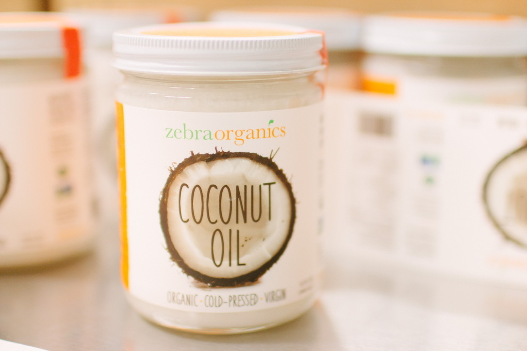 Raw Organic Coconut Oil in glass jar